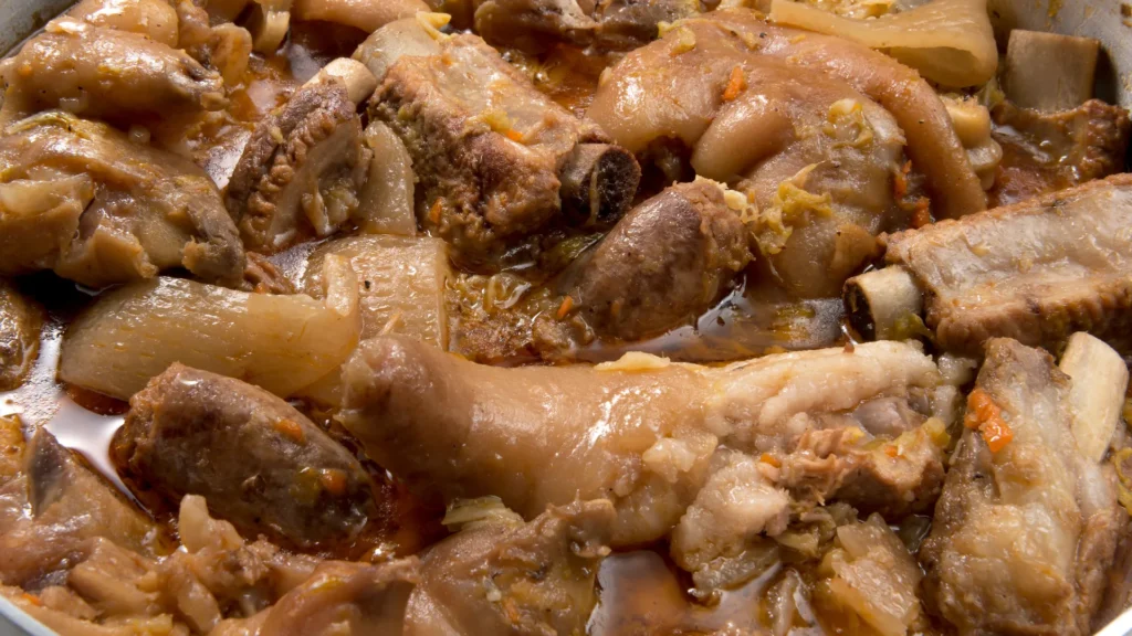 Cassoeula la ricetta lombarda originale per l’inverno perfetto